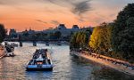 Bateaux-Mouches - Croisière Promenade sur la Seine à Paris - A la tombée du jour