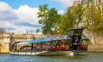 Mittagskreuzfahrt auf der Seine an Bord der Bateaux-Mouches Fotos