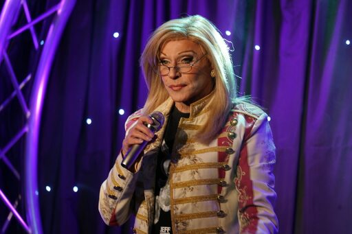 JANTAR-ESPETÁCULO – Noite de Prestígio