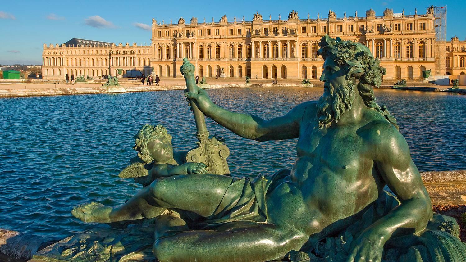 Guided tour of Versailles