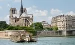 Cruzeiro turístico da Torre Eiffel dos Bateaux Parisiens Fotos