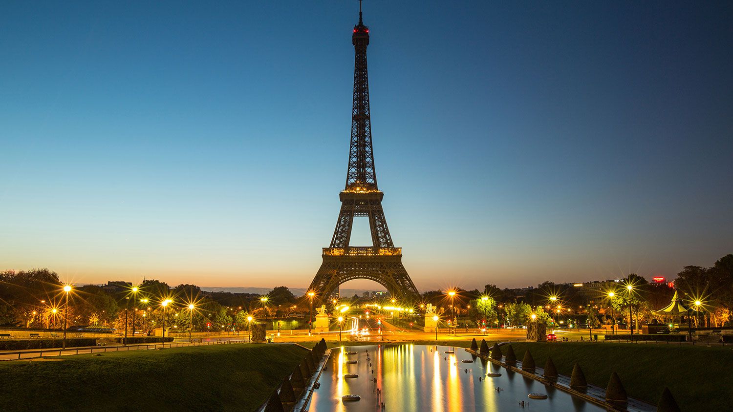 Tour notturno di Parigi in autobus panoramico Tootbus Foto 7