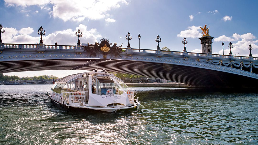 Batobus, lanzaderas fluviales sobre el Sena en París Fotos 10