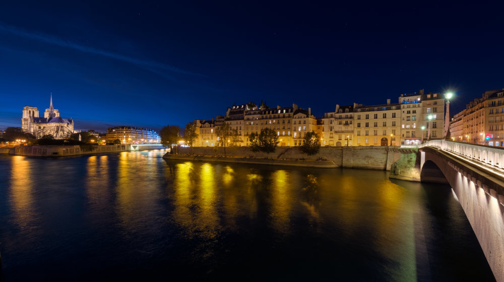 Yachts de Paris: New Year's Eve Dinner Cruises on the Seine in Paris Photos 5