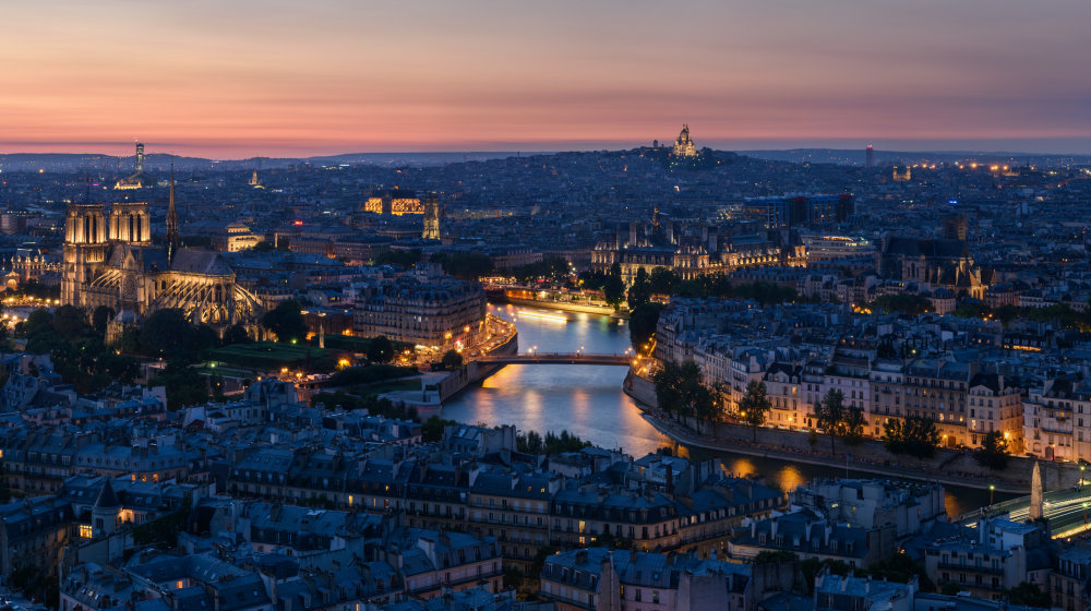 Yachts de Paris: New Year's Eve Dinner Cruises on the Seine in Paris Photos 3