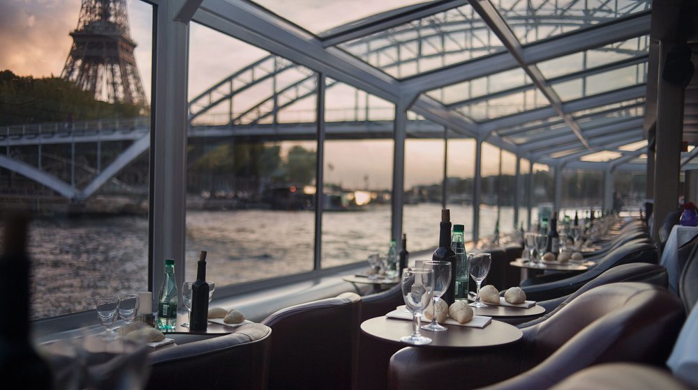 Paris en Scene Dinner-Cruise of December 31 Photos 3