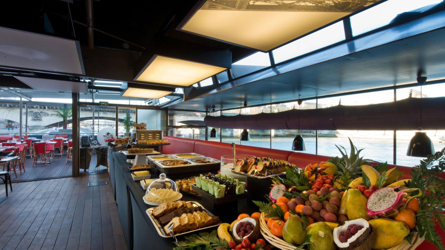 Abendessen am Fuße des Eiffelturms & Kommentierte Kreuzfahrt Fotos 2