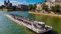 Bateaux-Mouches - Croisière Promenade sur la Seine à Paris - Notre-Dame de Paris