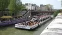 Bateaux-Mouches - Croisière Promenade sur la Seine à Paris - Quais de Seine