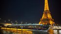 Bateaux-Mouches - Croisière de Nuit à Paris