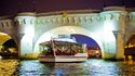 Bateaux-Mouches - Croisière de Nuit à Paris