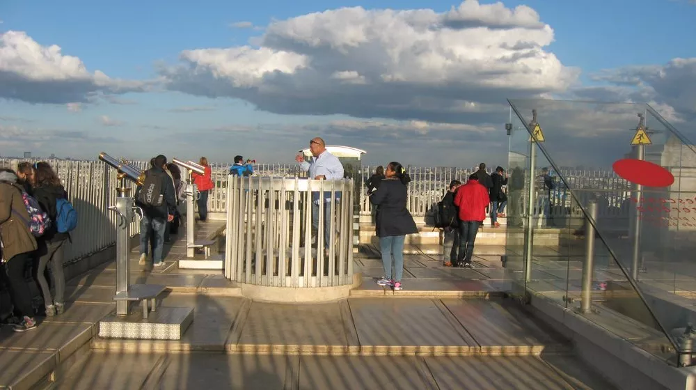 Panoramic Rooftop Terrace