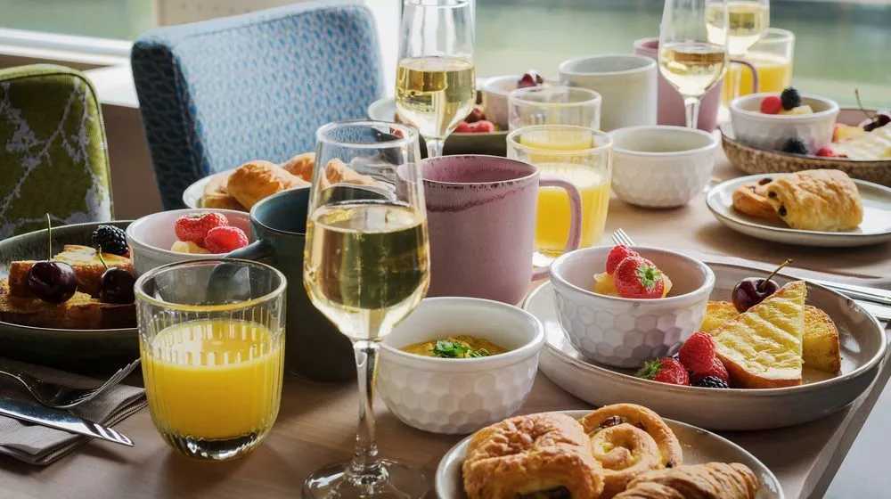 Crociera brunch sulla Senna sulla barca Capitaine Fracasse • Come