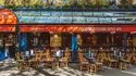 Вечер 31 декабря в Grand Café des Capucines в Париже.