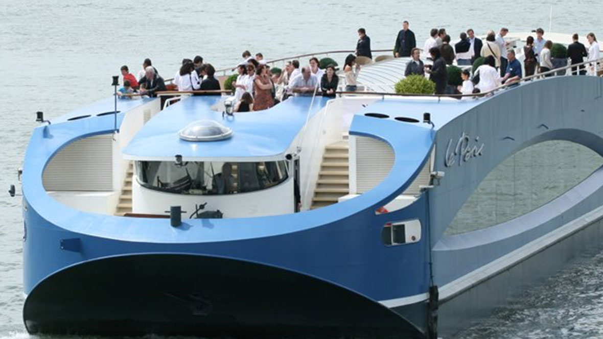 New Year's Eve in Paris aboard the Le Paris boat Photos 1