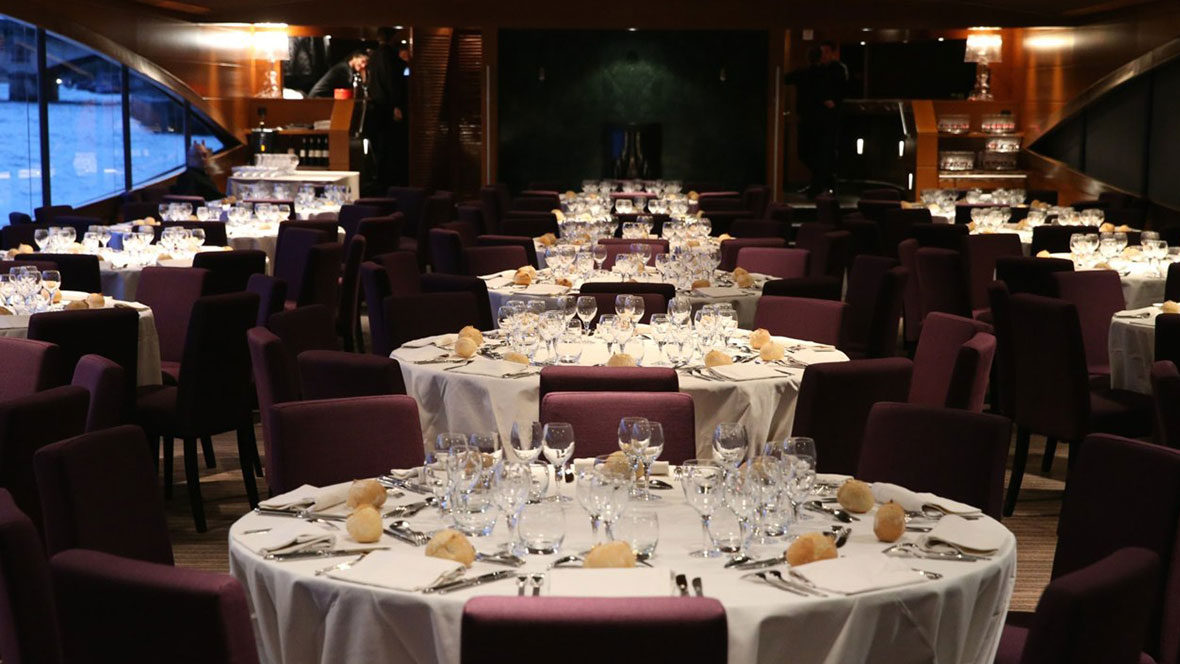 New Year's Eve in Paris aboard the Le Paris boat Photos 6
