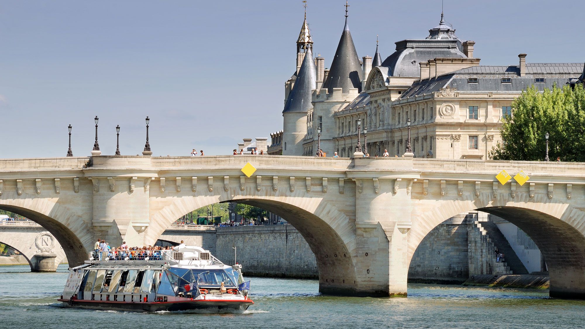 Vedettes du Pont Neuf Fotos 5