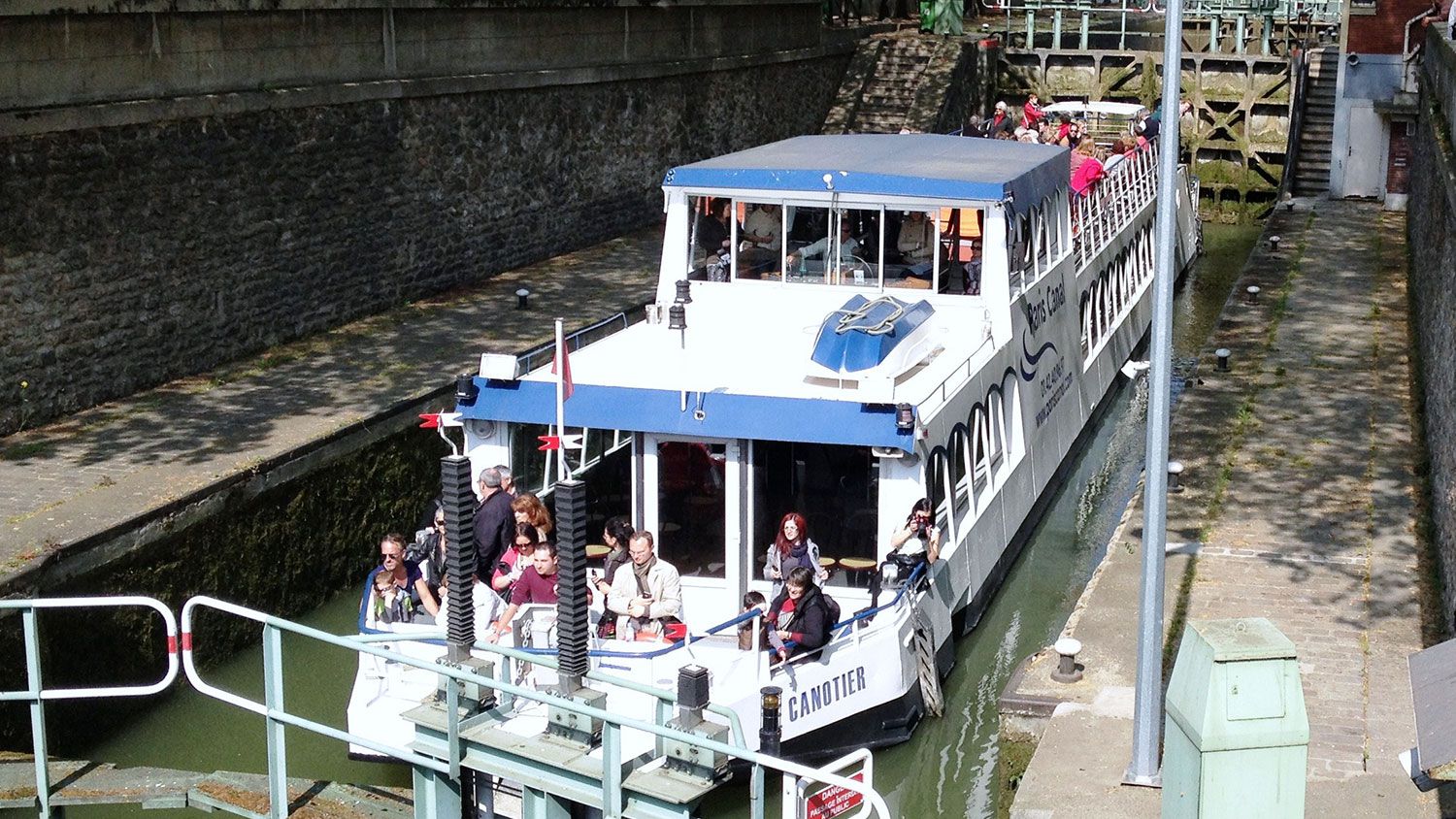 Paris Canal Cruise on the Canal Saint-Martin in Paris Photos 5