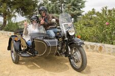 Passeio de sidecar em Paris
